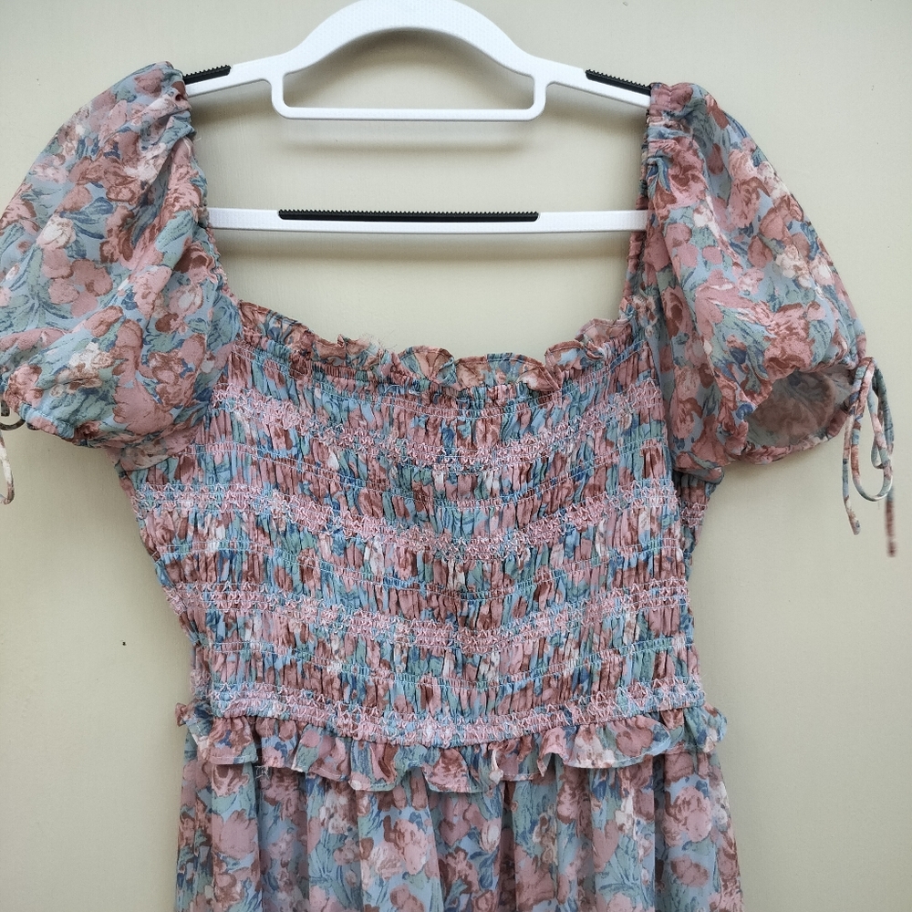 En Saison‎ Short Sleeve Smocked Floral Blue and Pink Floral Midi Dress Peasant - Picture 12 of 12